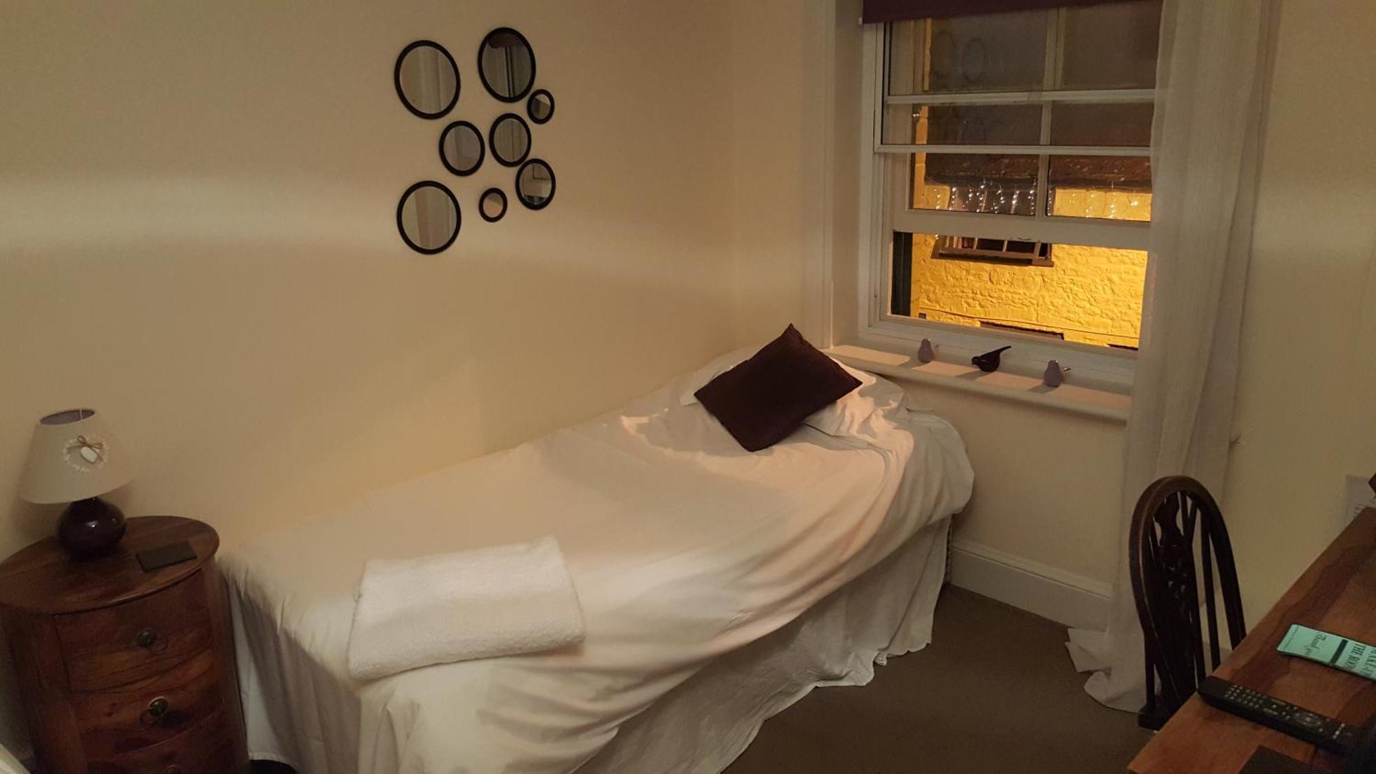 The Dolphin Hotel Wincanton Habitación foto